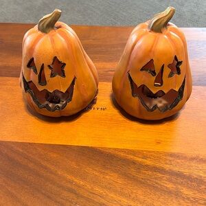 Small ceramic jack-o’-lantern pumpkins decor set of two